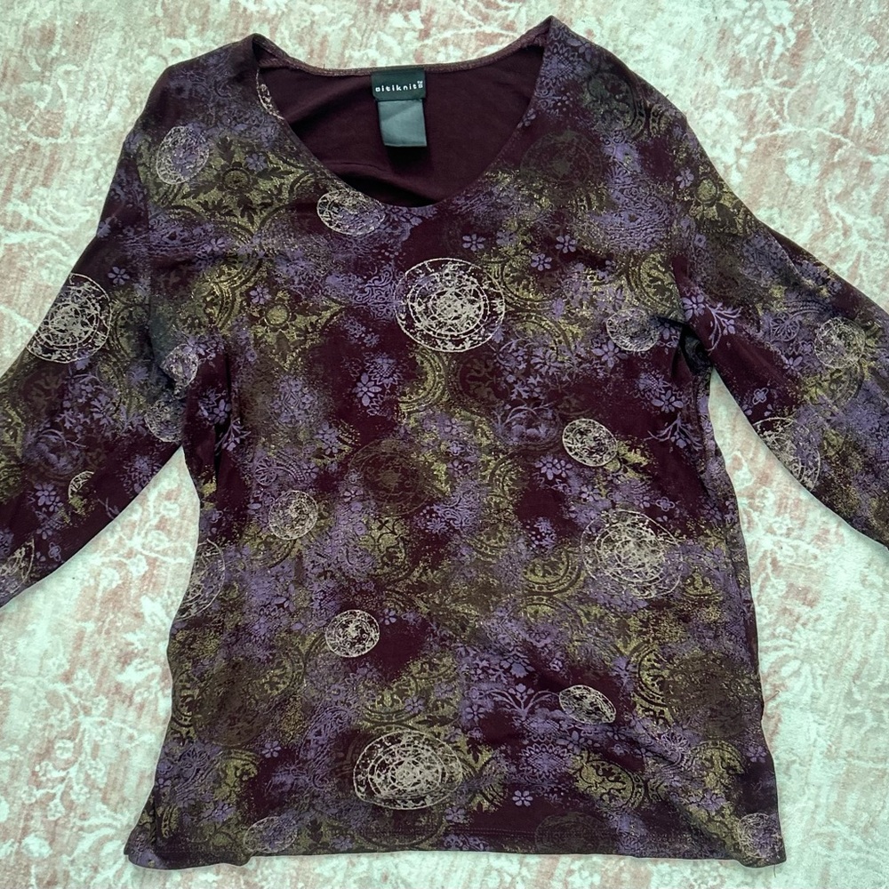 Chico's Purple and Gold Long Sleeve Top